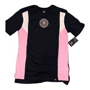 Men’s size M soccer shirt